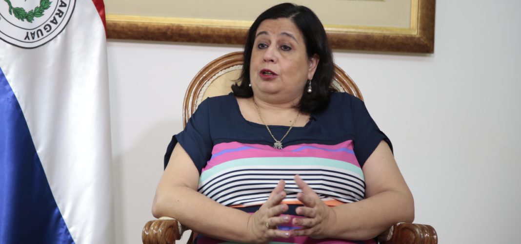 Senadora Esperanza Martínez